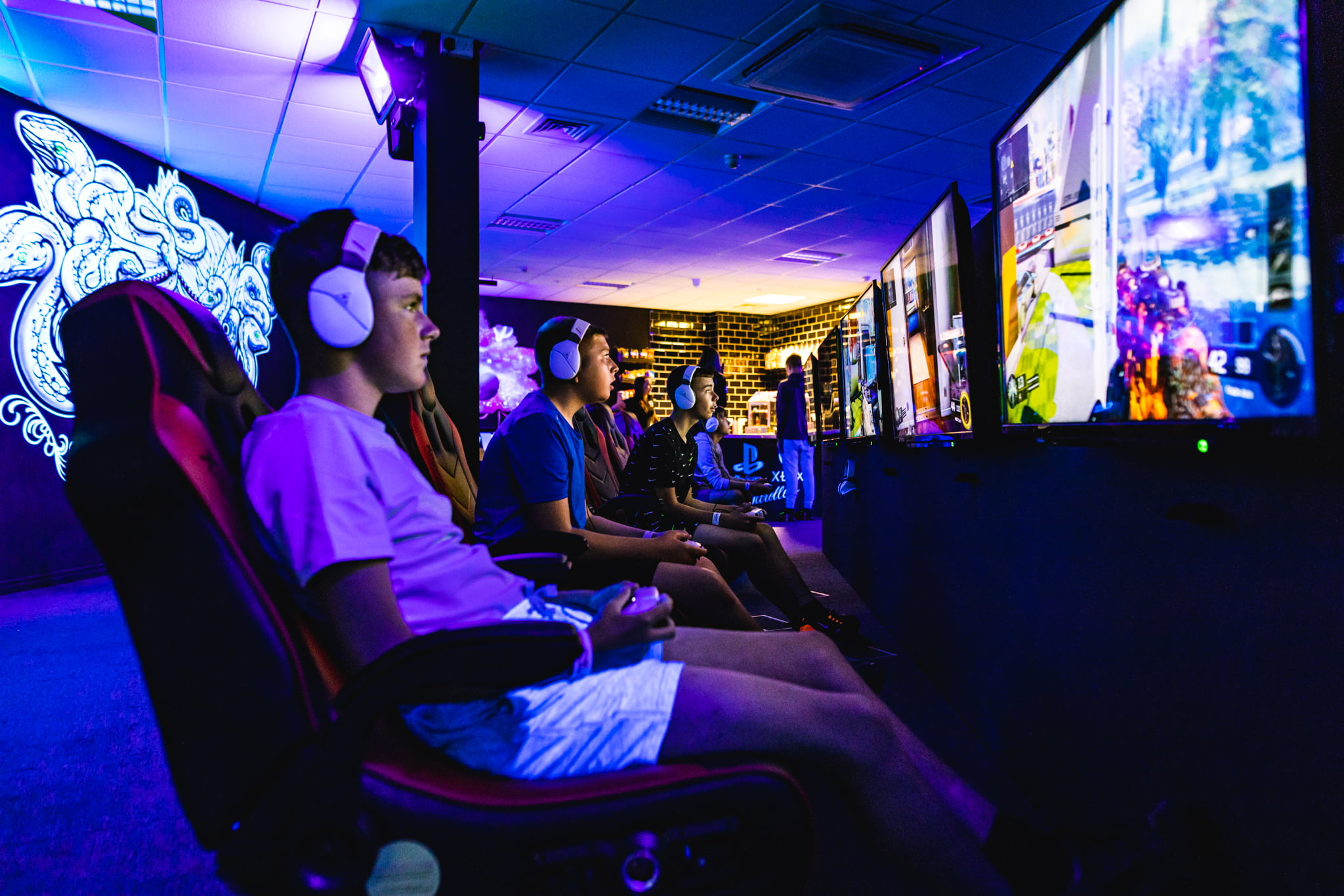 Social sharing card for Gaming centre expands with local job creation