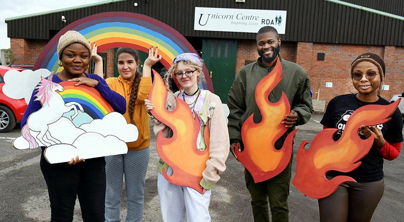 Social sharing card for Creative students volunteer to support Unicorn Centre