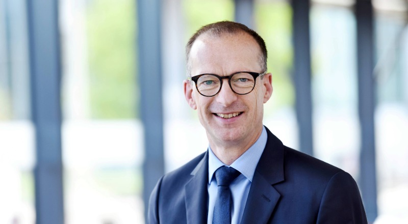 Social sharing card for Professor Mark Simpson begins new chapter as Teesside University Vice-Chancellor