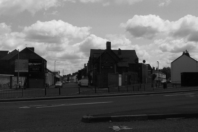 Social sharing card for Coordinated clean-up targets Newport streets and alleyways